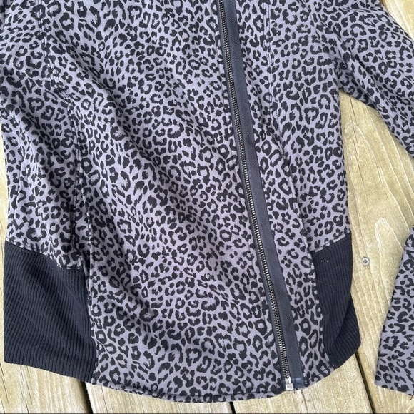 Leopard Print Asymmetrical Zip Moto Sweater Jacket Size S - Picture 2 of 9